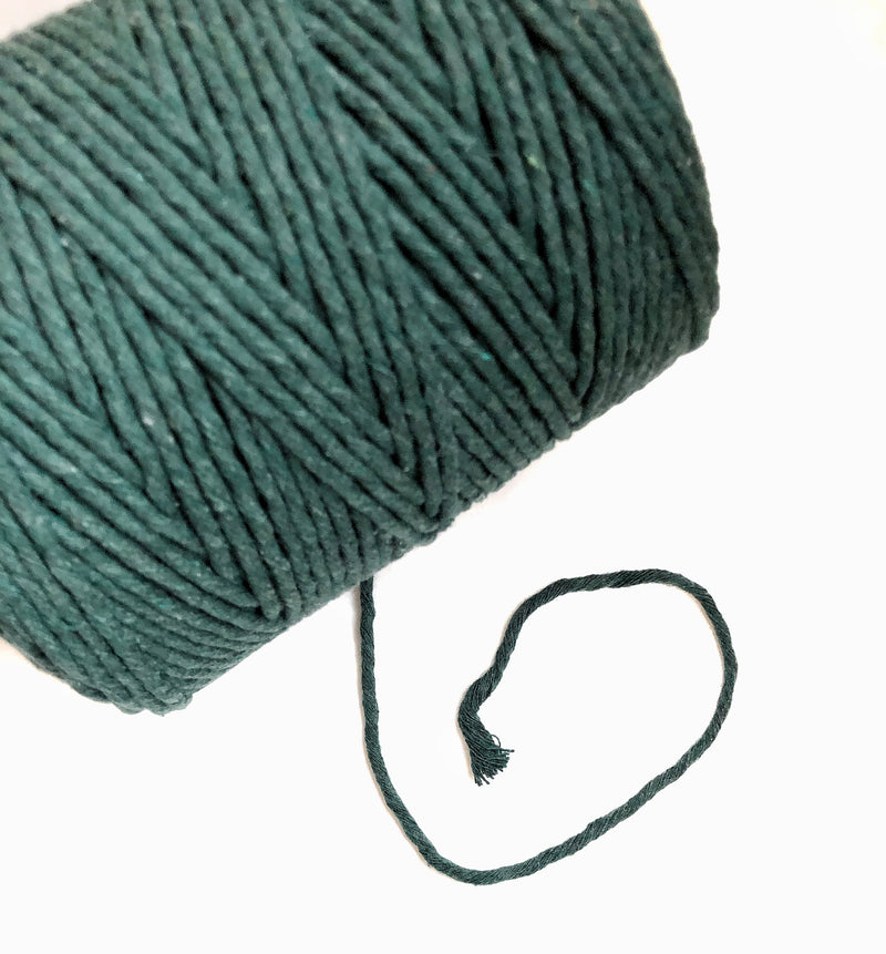 MOSS Coloured Macrame Cord 4mm 1kg