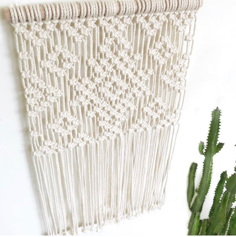 Intermediate "Navajo" Macrame Pattern