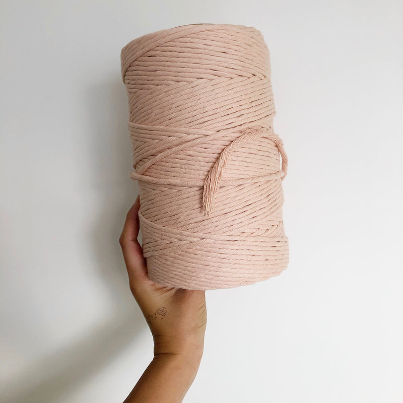 PEACHY PINK Coloured Macrame Cord 4mm 1kg
