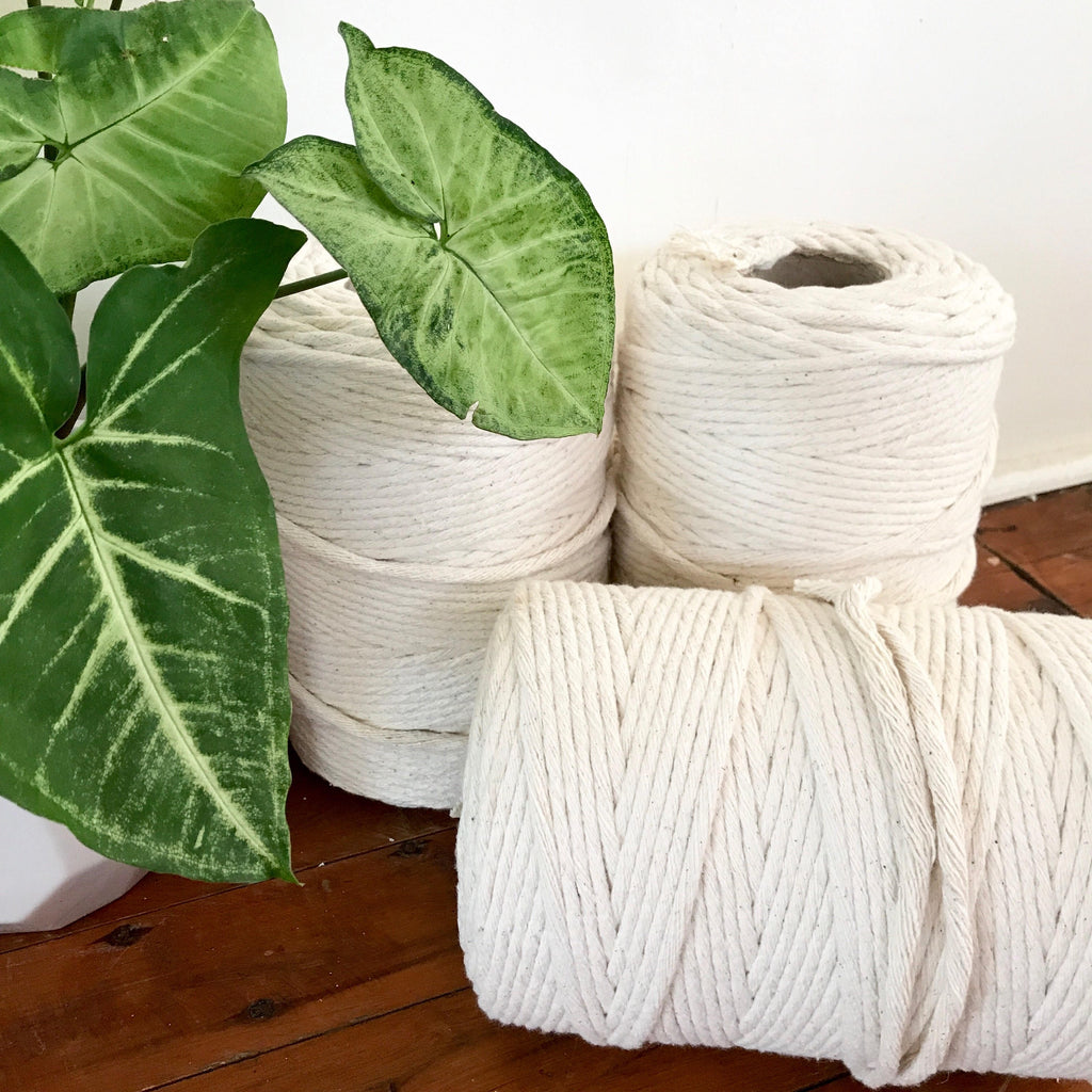 Macrame Cord 7.5mm x 2kg (approx 230m)